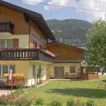 Haus Dachstein Schnitzer Gæstehus