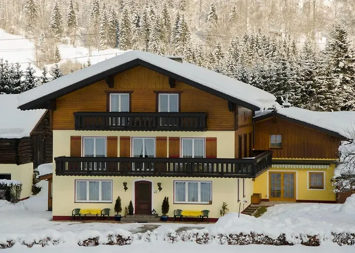 Haus Dachstein Schnitzer Casa de hóspedes *