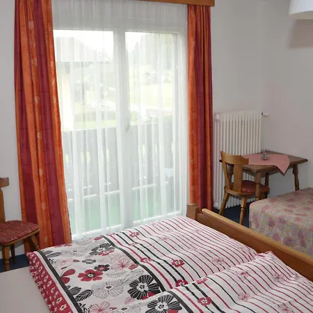 Guest house Haus Dachstein Schnitzer Eben Im Pongau